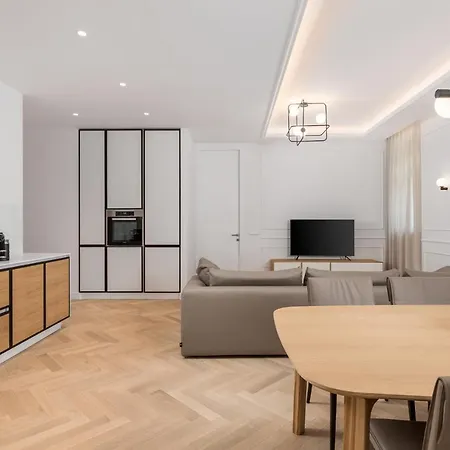 Plaza Apartamento