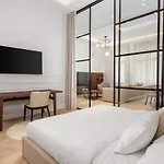 Apartament Plaza *